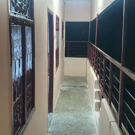 Hallima Service Apartments Non Ac Homestay Low Budget Pudukkottai Exterior photo